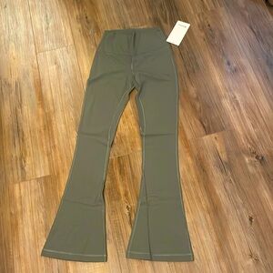 Lululemon Align HR Mini Flare Pant